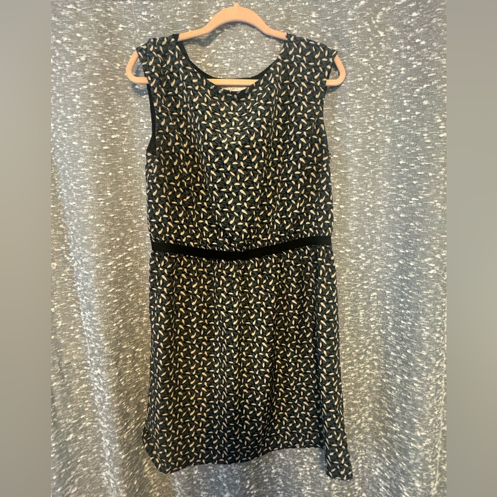 Loft sleeveless dress with leaf pattern